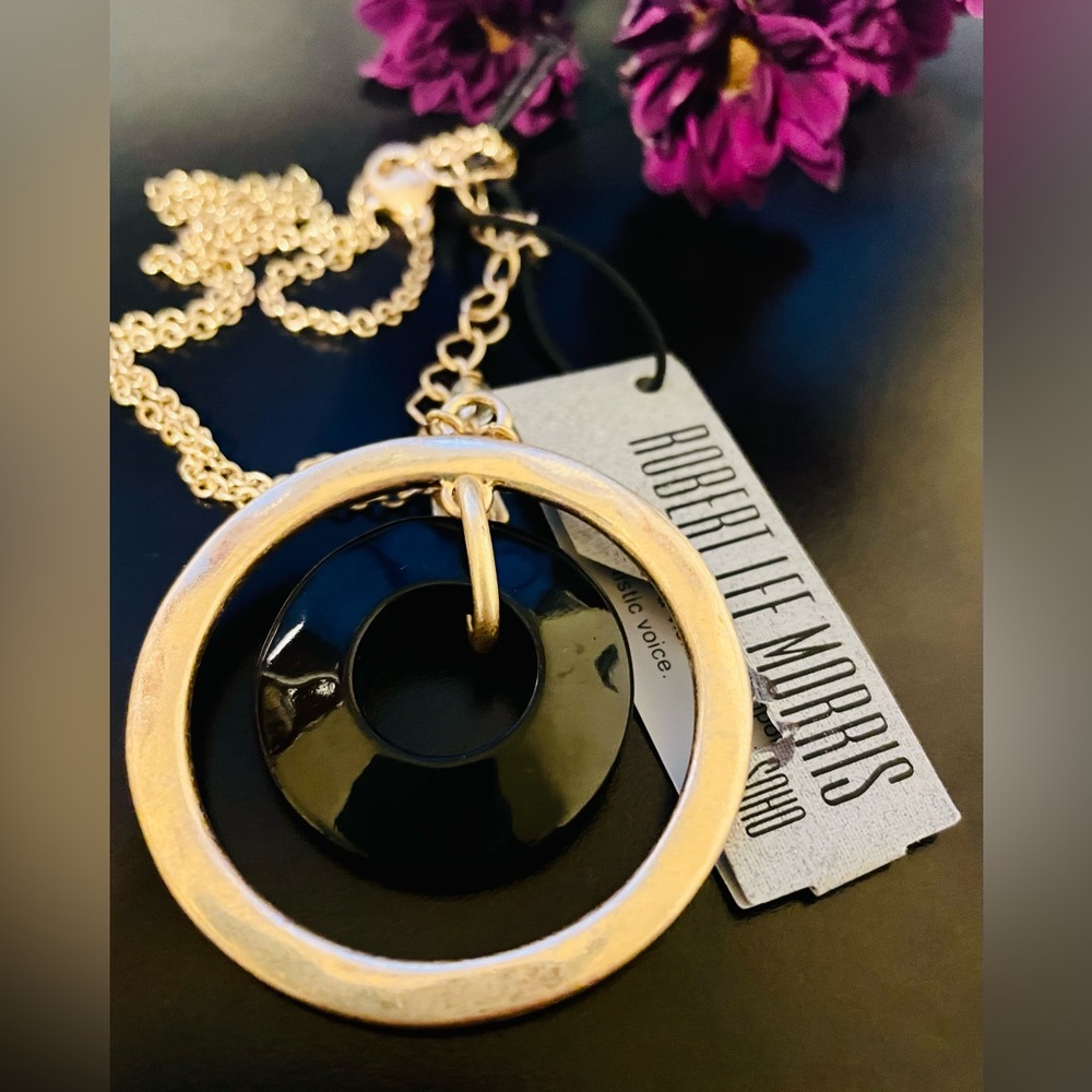 🔴Robert Lee Morris Gold and Black Pendant Necklace, NWT - Picture 4 of 10